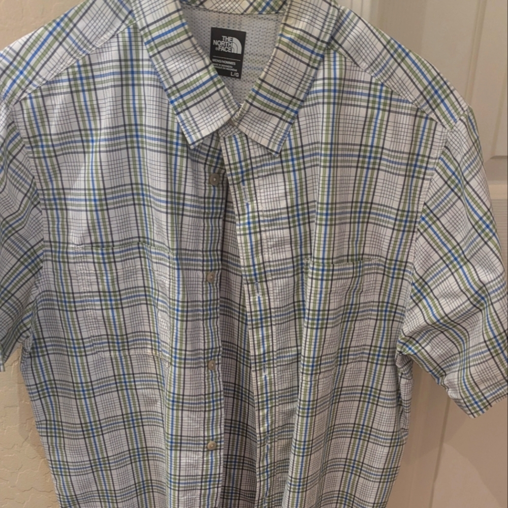 Northface button up short sleeve men's shirt